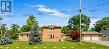 47 LAKESIDE DRIVE | Innisfil Ontario | Slide Image One
