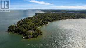 47 LAKESIDE DRIVE | Innisfil Ontario | Slide Image Thirty-seven