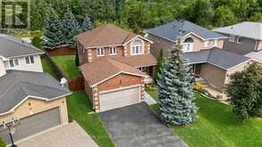 34 BALMORAL PLACE | Barrie Ontario | Slide Image One