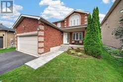 34 BALMORAL PLACE | Barrie Ontario | Slide Image Four