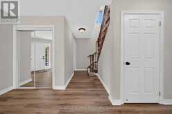 34 BALMORAL PLACE | Barrie Ontario | Slide Image Eight