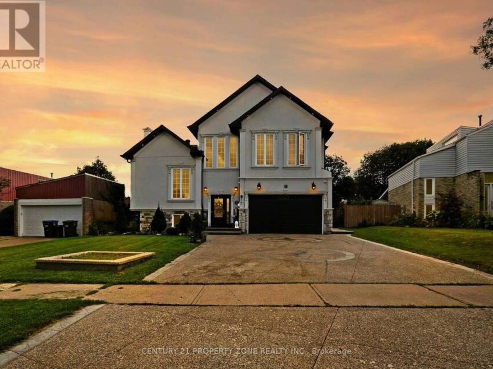 77 BOWSHELM COURT, Mississauga, Ontario L5N 1K2