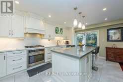 16 OAK GARDENS COURT | Brampton Ontario | Slide Image Fifteen