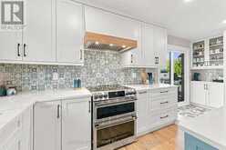 1060 DOWLAND CRESCENT | Burlington Ontario | Slide Image Nine