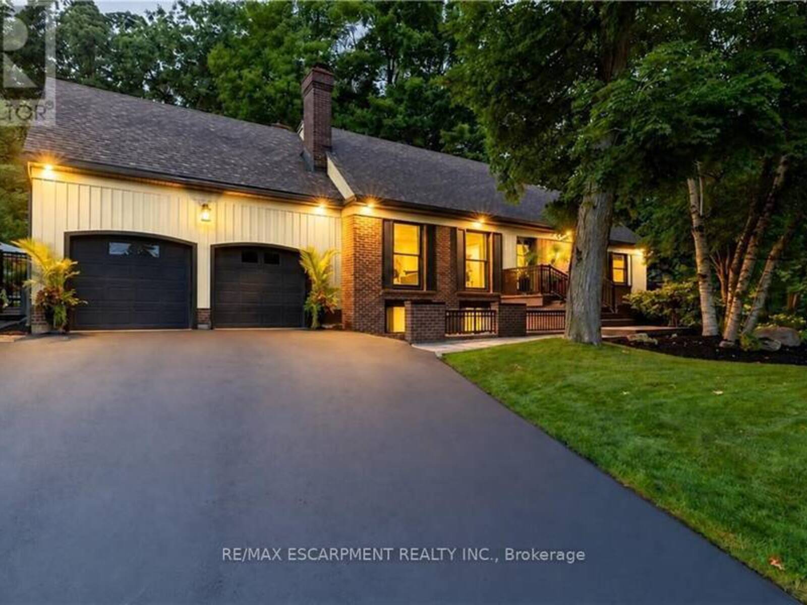2129 HIGHVIEW DRIVE, Burlington, Ontario L7P 0P2