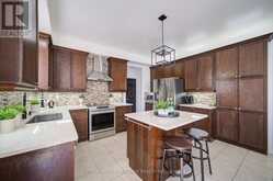 18 SHORTEN PLACE | Ajax Ontario | Slide Image Fourteen