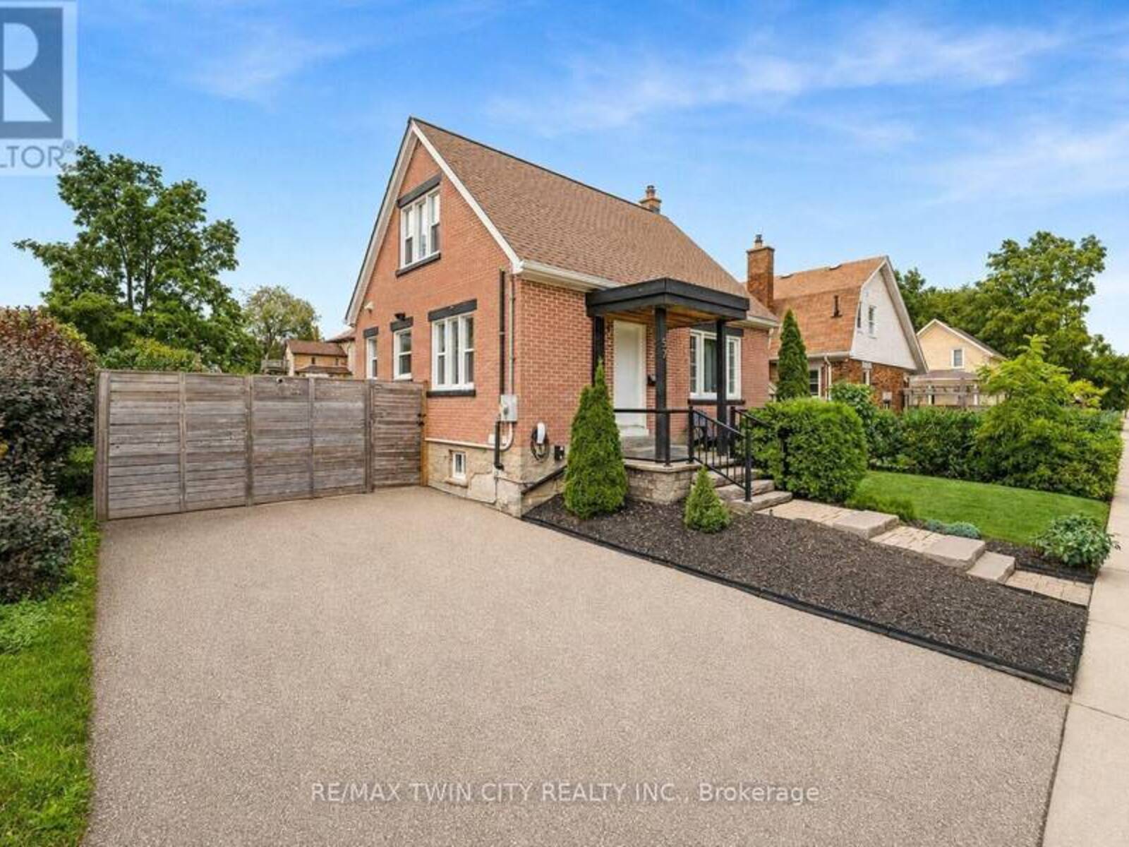 57 PEPPLER STREET, Waterloo, Ontario N2J 3C7
