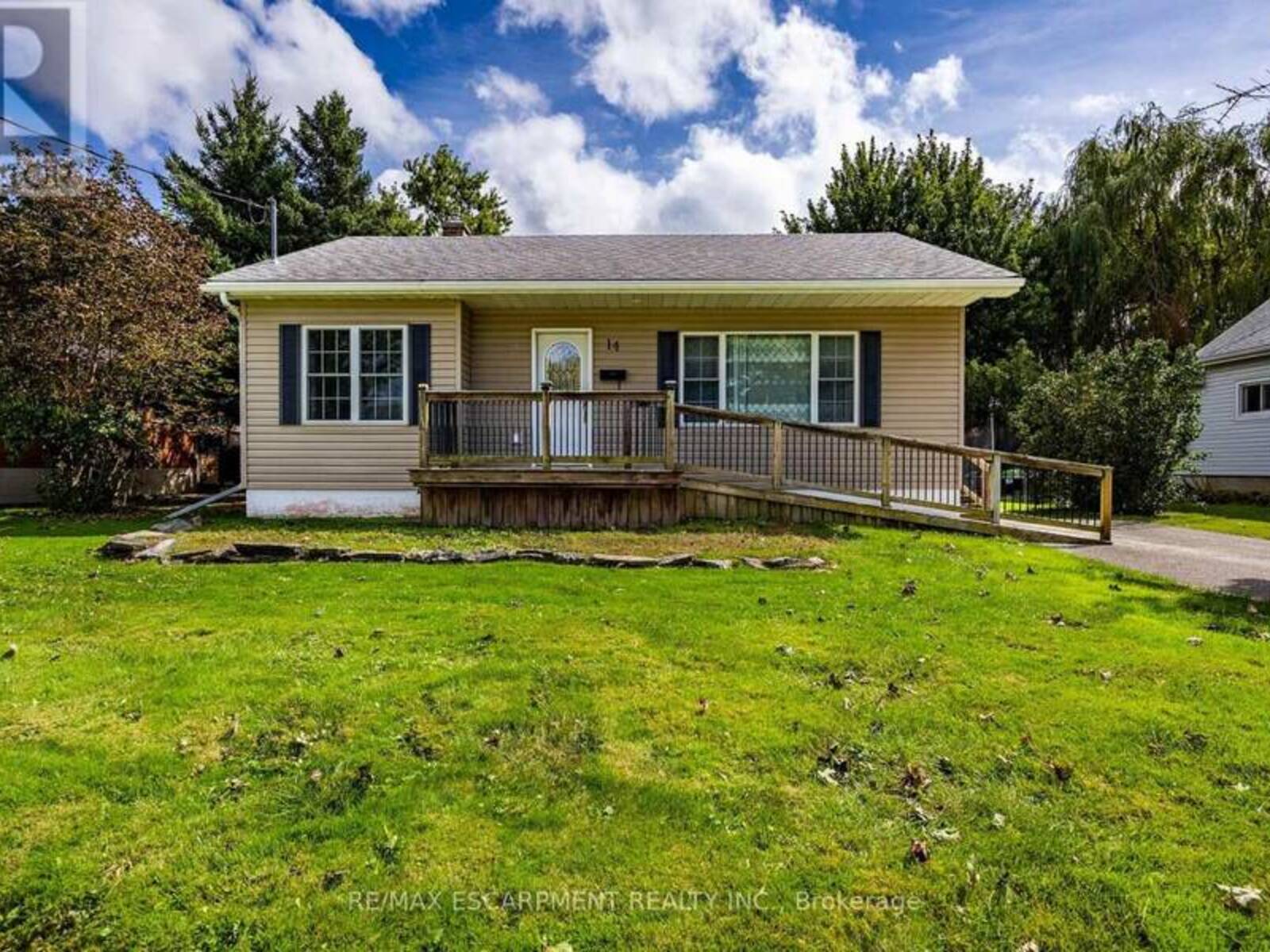 14 CARRICK STREET, Hagersville, Ontario N0A 1H0
