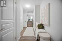 98 BLOOM CRESCENT | Hamilton Ontario | Slide Image Three
