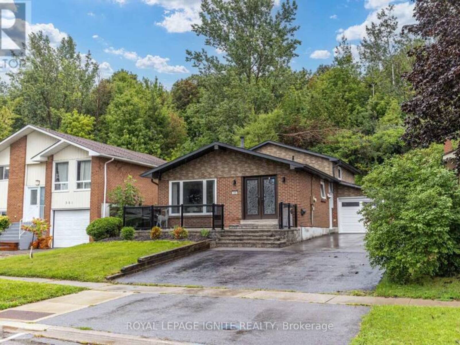 585 GRANDVIEW STREET S, Oshawa, Ontario L1H 7T5