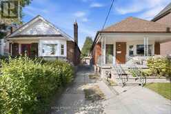 4 CRESTLAND AVENUE | Toronto Ontario | Slide Image Two