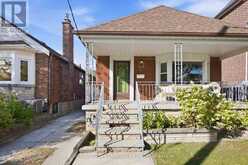 4 CRESTLAND AVENUE | Toronto Ontario | Slide Image Three