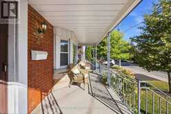 4 CRESTLAND AVENUE | Toronto Ontario | Slide Image Four