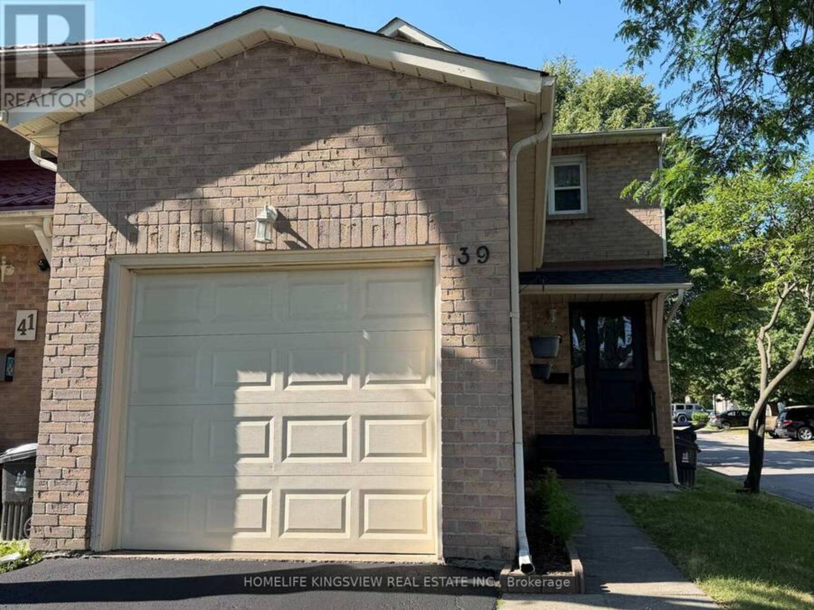 39 PIONEER PATHWAY, Toronto, Ontario M1B 3S3