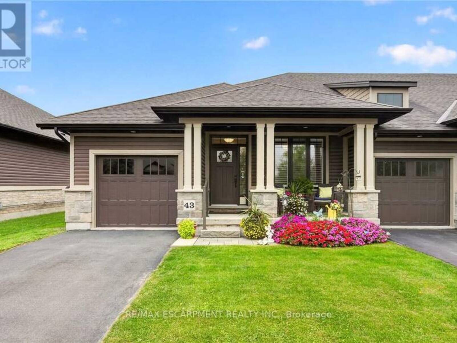 43 - 37 BROOKSIDE TERRACE, Smithville, Ontario L0R 2A0