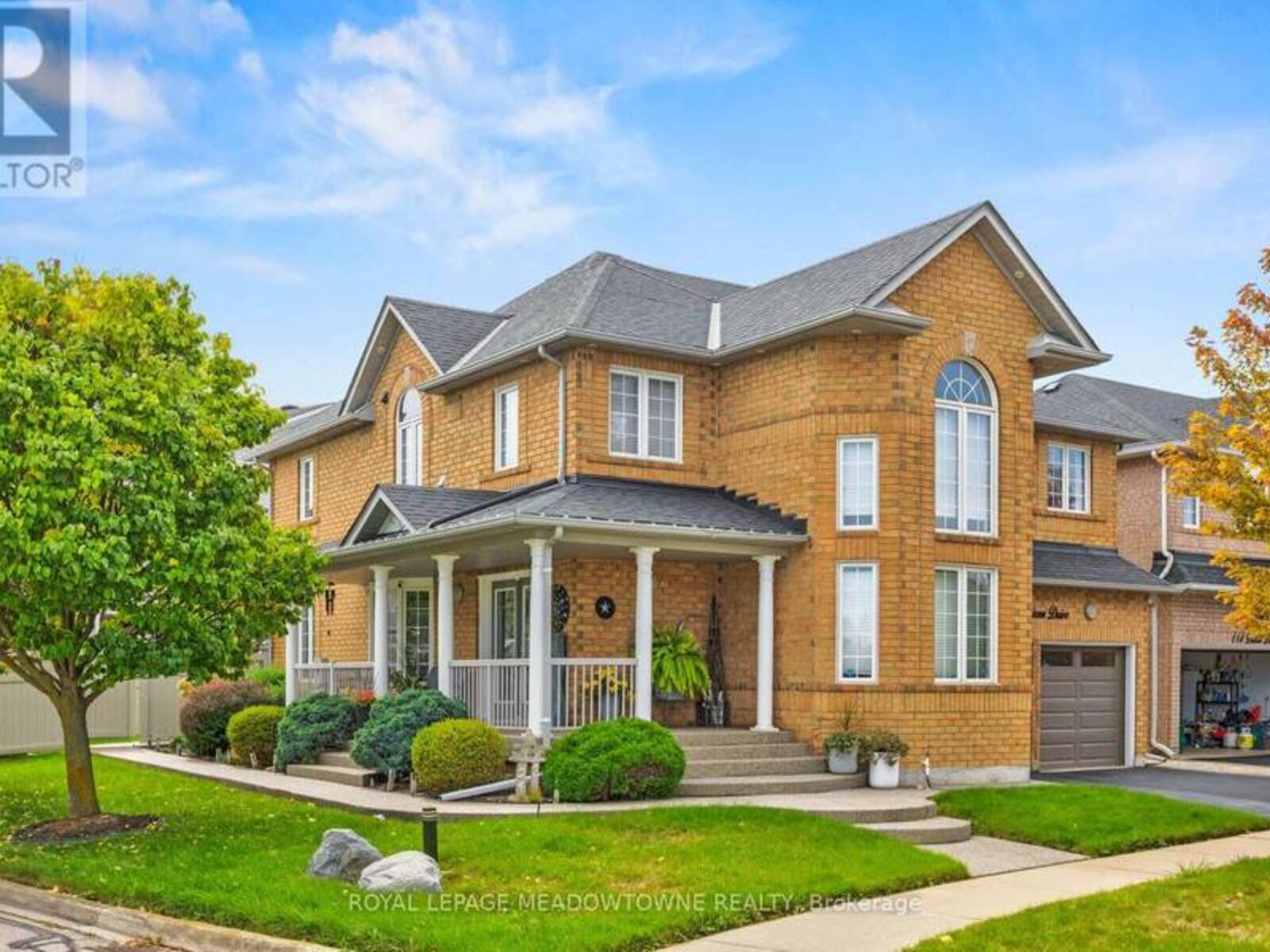 116 DIXON DRIVE, Milton, Ontario L9T 5P7
