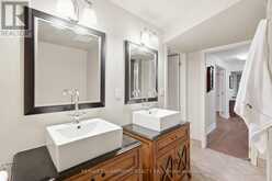 4 SUMMIT DRIVE | Hamilton Ontario | Slide Image Forty