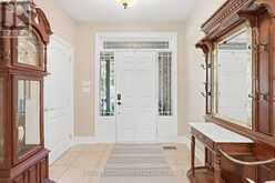 4 SUMMIT DRIVE | Hamilton Ontario | Slide Image Five