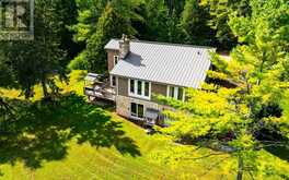 482472 COLPOY'S RANGE ROAD | Georgian Bluffs Ontario | Slide Image Six