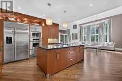 23 BRYSON DRIVE | Richmond Hill Ontario | Slide Image Nineteen