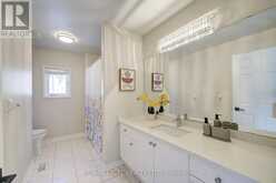 8 HOLLYLANE DRIVE | Markham Ontario | Slide Image Thirty-seven