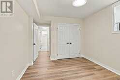 15 DALRYMPLE DRIVE | Hamilton Ontario | Slide Image Thirty-five