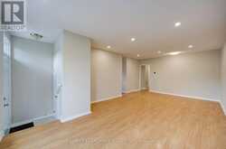 341 BLUE GRASS BOULEVARD | Richmond Hill Ontario | Slide Image Seven