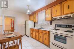 16 ROCHDALE AVENUE | Toronto Ontario | Slide Image Twelve