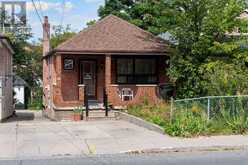 16 ROCHDALE AVENUE | Toronto Ontario | Slide Image One