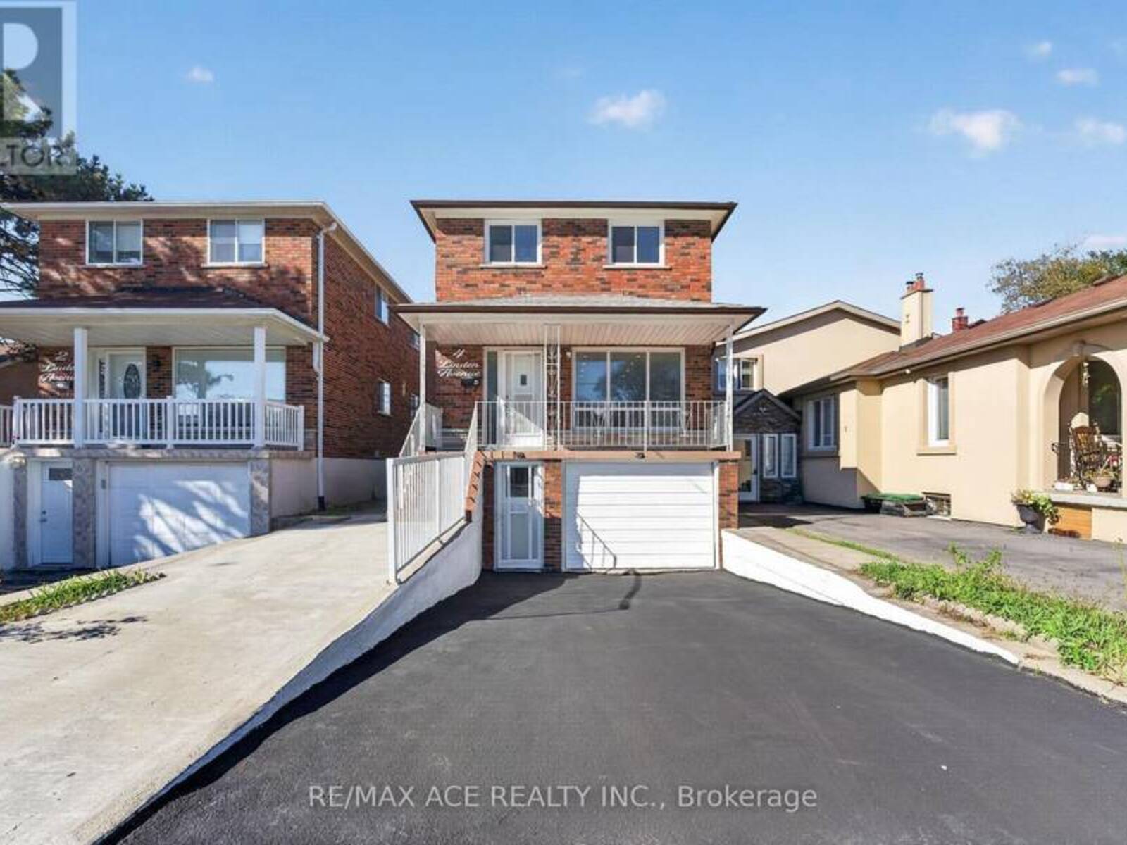 4 LINDEN AVENUE, Toronto, Ontario M1K 3H5
