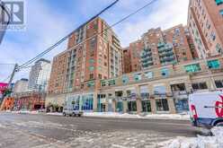 1009 - 323 RICHMOND STREET | Toronto Ontario | Slide Image One