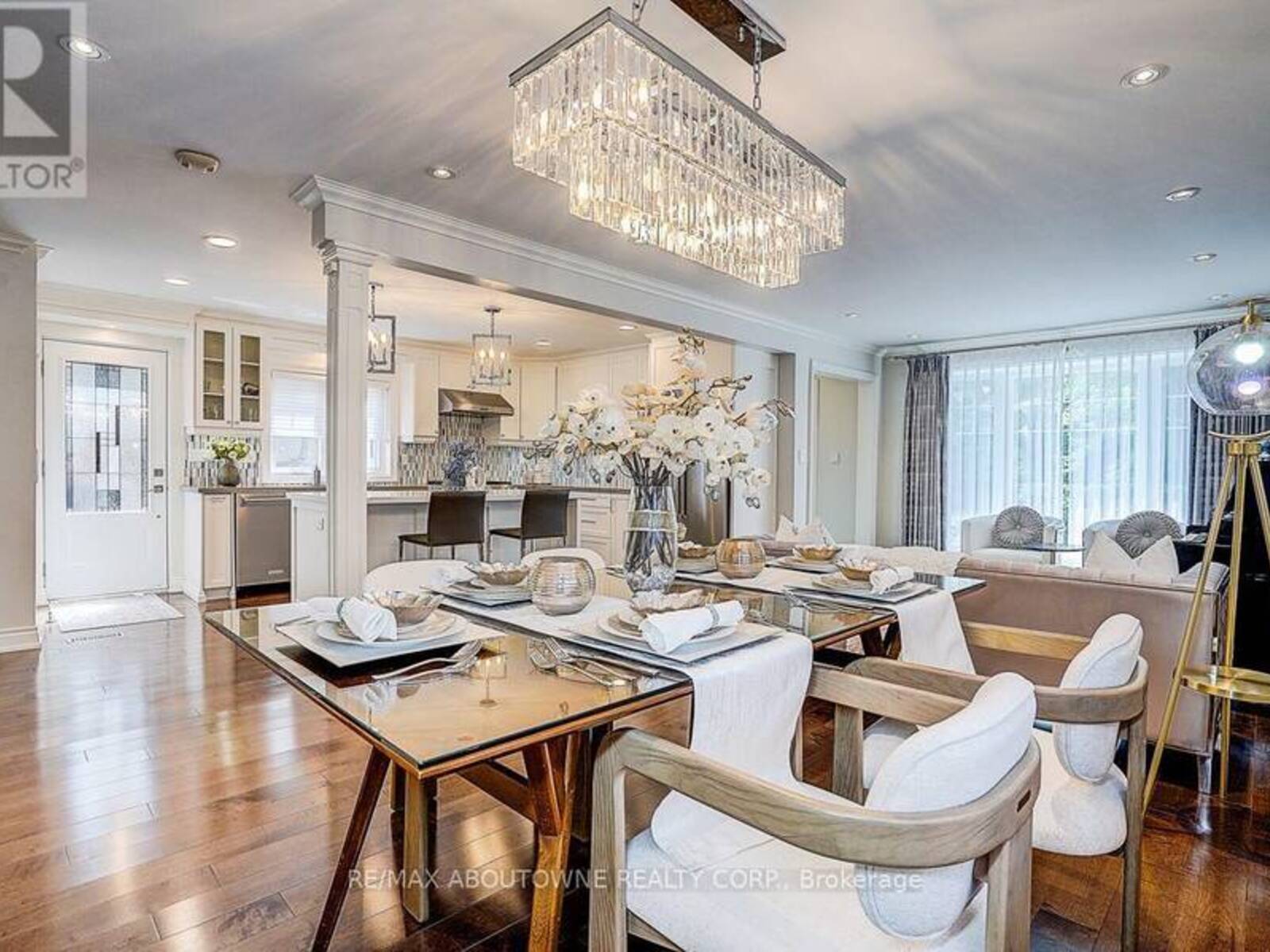 99 BRAHMS AVENUE, Toronto, Ontario M2H 1H5