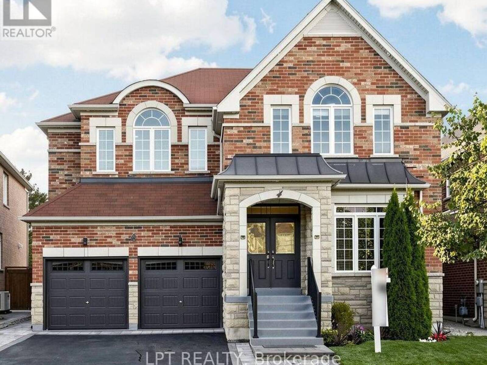 4 PLENTYWOOD DRIVE, Brampton, Ontario L6Y 0V2