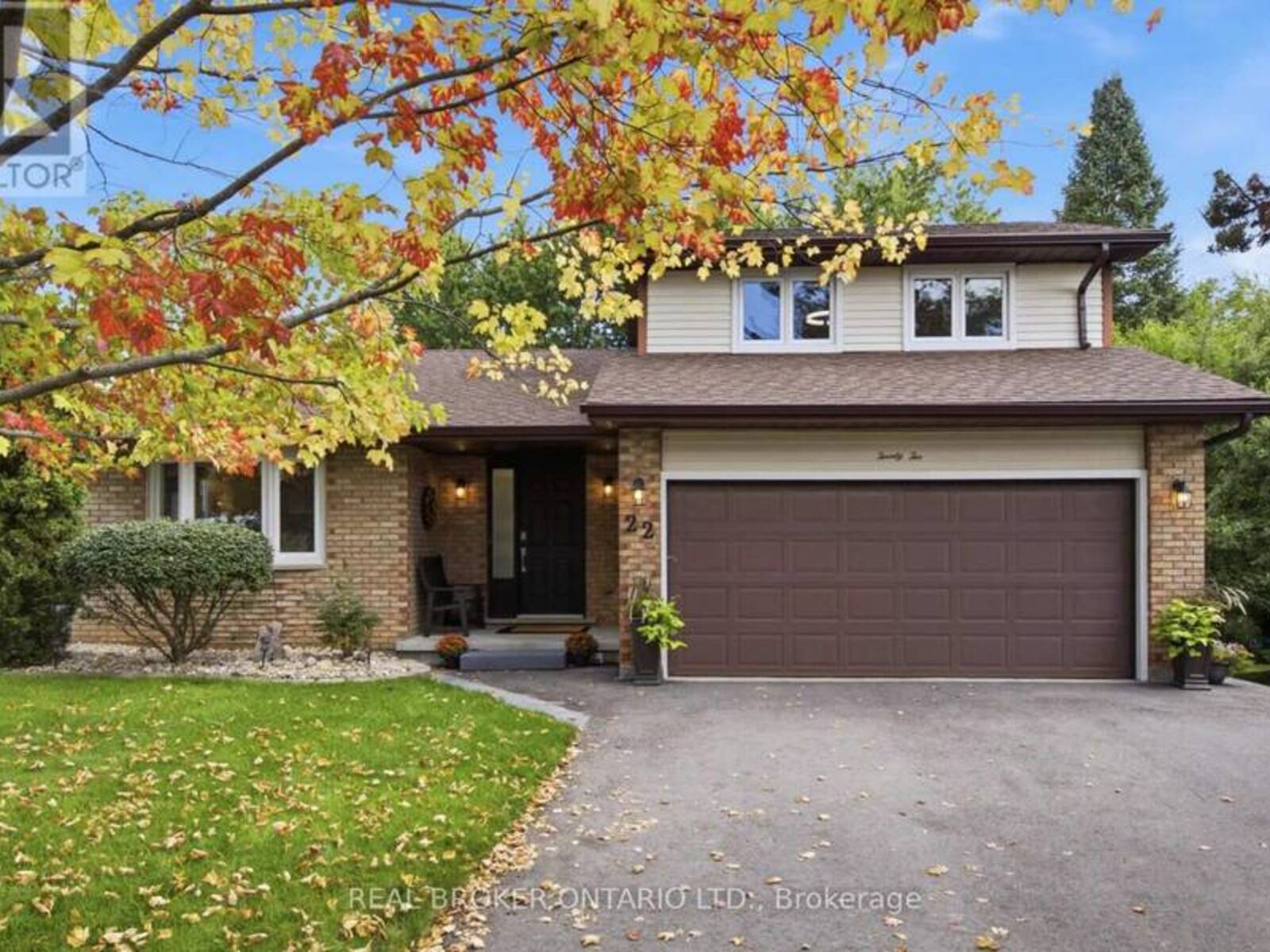 22 RIPLEY CRESCENT, Kitchener, Ontario N2N 1V4
