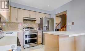 36 TWISTED OAK STREET | Brampton Ontario | Slide Image Eighteen
