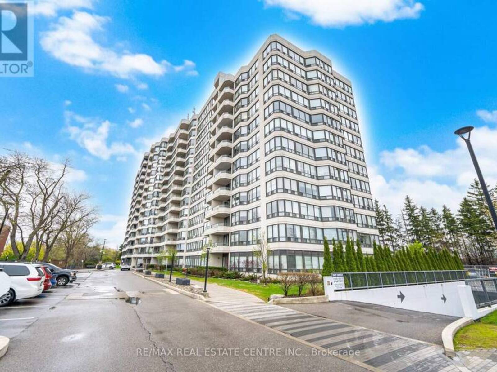 1414 - 8501 BAYVIEW AVENUE, Richmond Hill, Ontario L4B 3J7