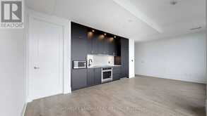 2004 - 480 FRONT STREET W | Toronto Ontario | Slide Image Nine