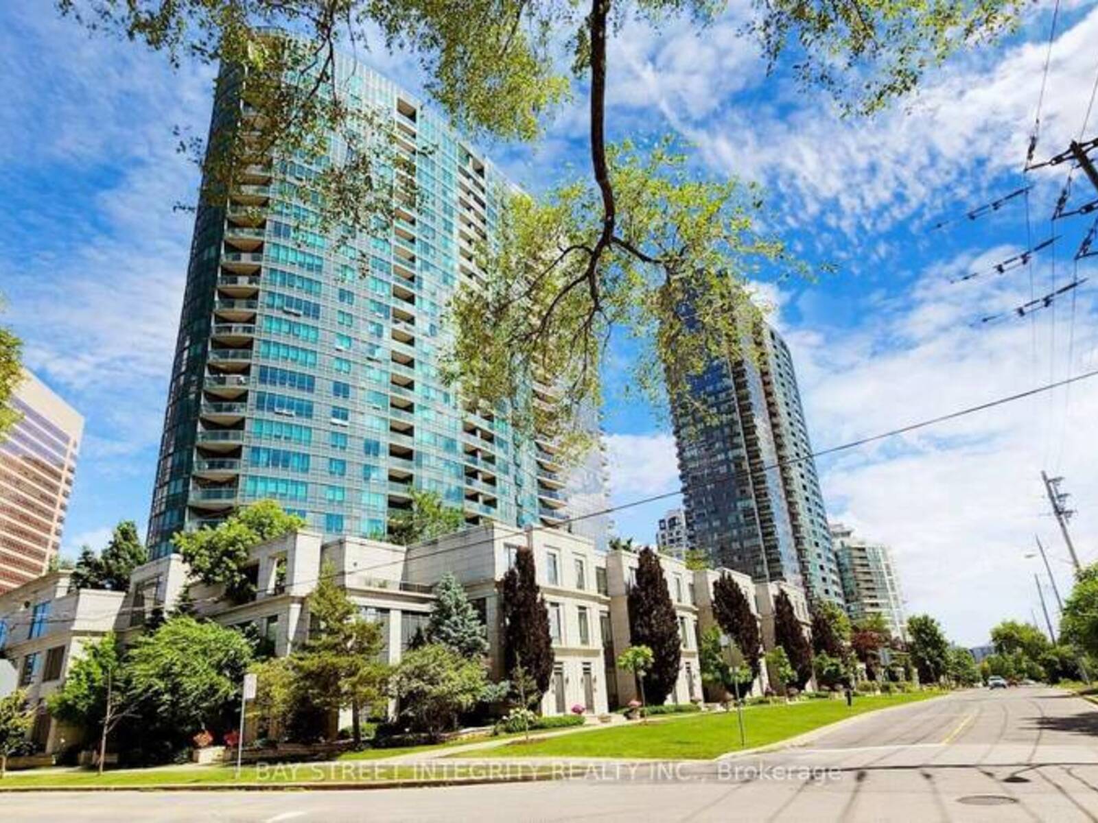 1318 - 25 GREENVIEW AVENUE, Toronto, Ontario M2M 0A5