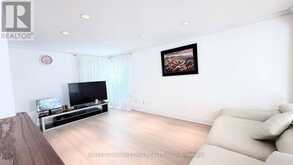 30 ASCOT CRESCENT | Markham Ontario | Slide Image Eighteen