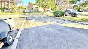 30 ASCOT CRESCENT | Markham Ontario | Slide Image Three
