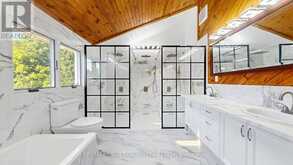 243 RIDGE ROAD | Aurora Ontario | Slide Image Thirty-two