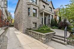 1 - 8 HIGHBOURNE ROAD | Toronto Ontario | Slide Image Fifteen