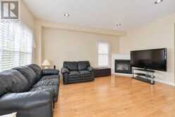 27 AVENIDA STREET | Markham Ontario | Slide Image Nine