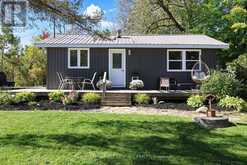 196 PARADISE AVENUE | Tay Ontario | Slide Image Two