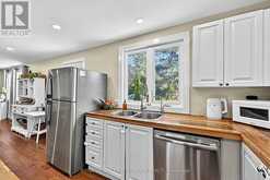 196 PARADISE AVENUE | Tay Ontario | Slide Image Nine