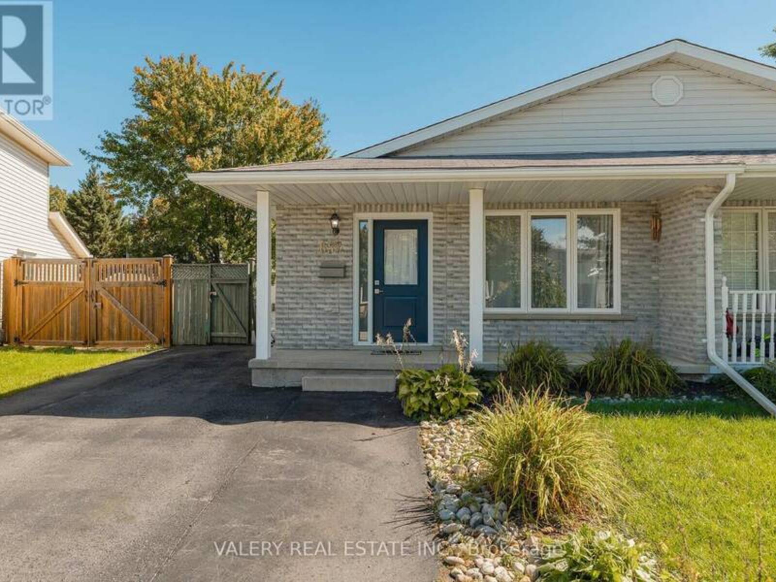 657A JACOB LANE, Waterloo, Ontario N2V 2G9