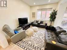 28 THORP CRESCENT | Ajax Ontario | Slide Image Nine