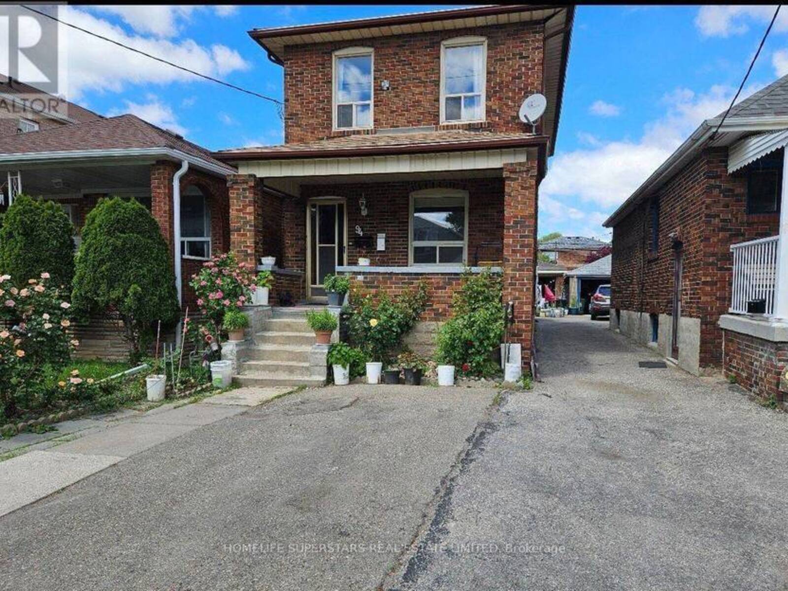 94 YPRES ROAD, Toronto, Ontario M6M 1P3