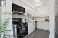 407 - 895 MAPLE AVENUE | Burlington Ontario | Slide Image Ten