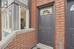 407 - 895 MAPLE AVENUE | Burlington Ontario | Slide Image Four